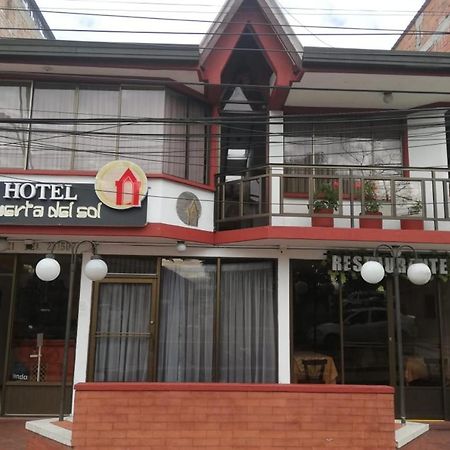Hotel Puerta Del Sol פופאיין מראה חיצוני תמונה