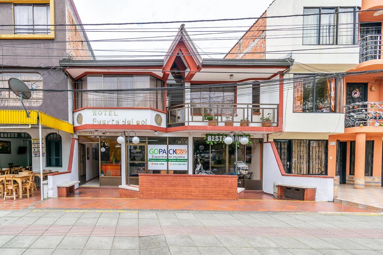 Hotel Puerta Del Sol פופאיין מראה חיצוני תמונה