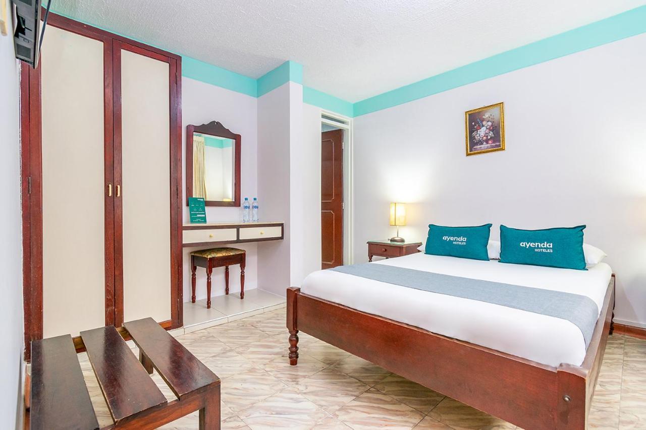 Hotel Puerta Del Sol פופאיין מראה חיצוני תמונה